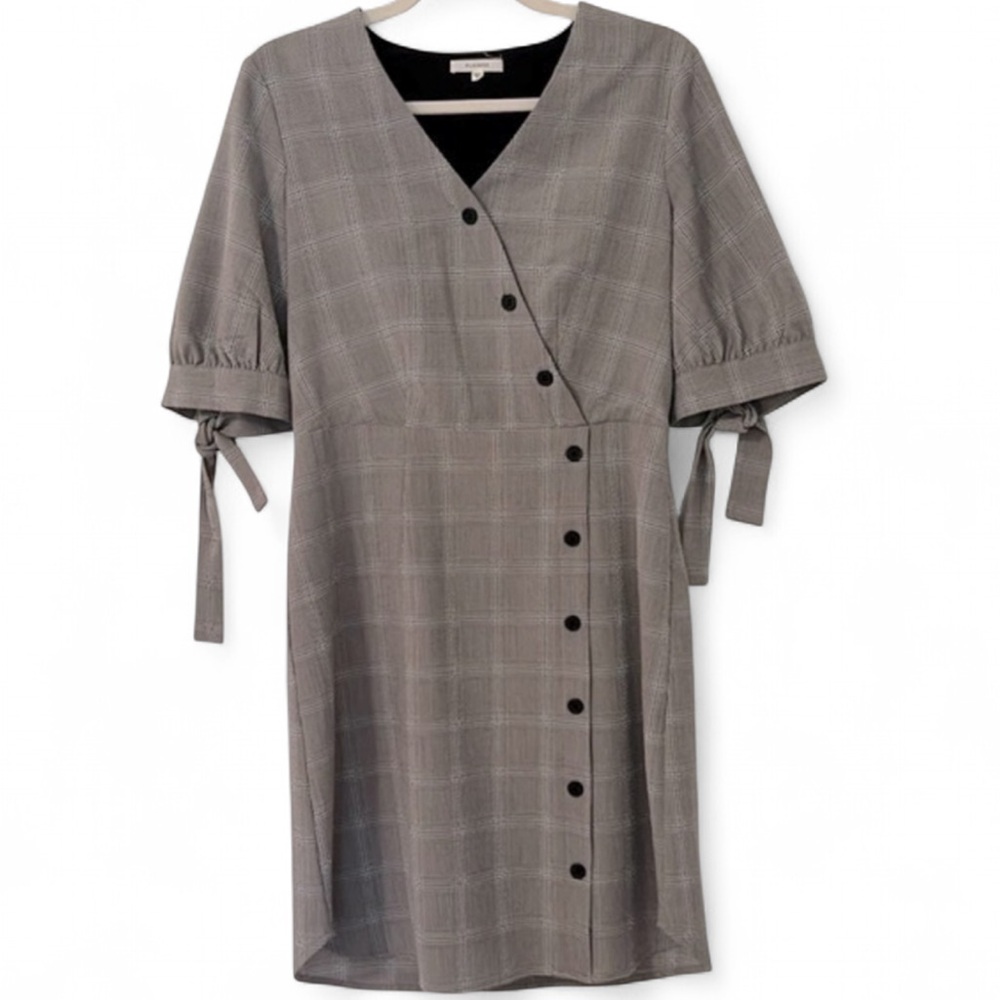 Pleione Gray Plaid Wrap Dress XS - Picture 3 of 10